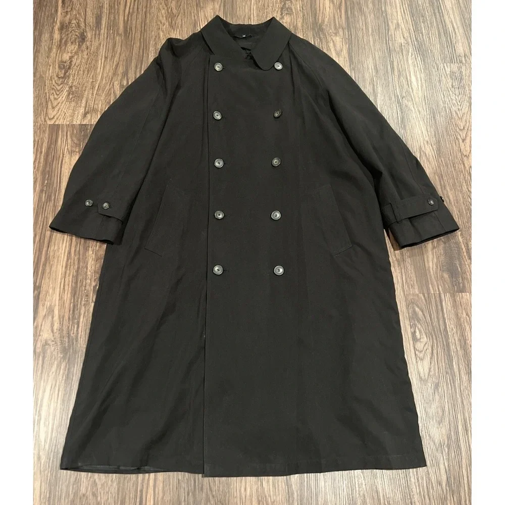 Ralph Lauren men's size 44R Long coat Black Removable liner Without Belt
